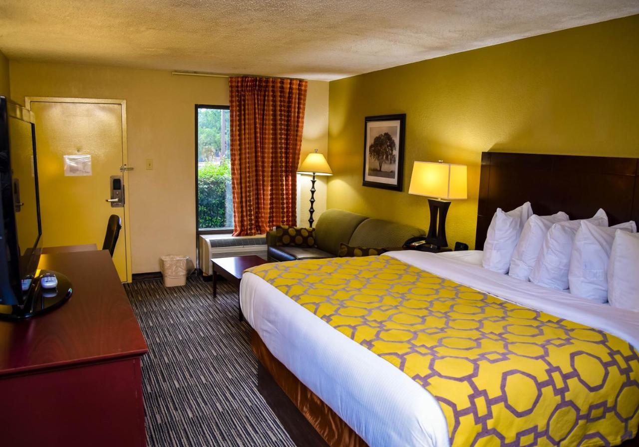 Baymont By Wyndham Columbus Ga Hotel Exterior photo