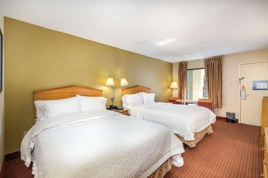 Baymont By Wyndham Columbus Ga Hotel Exterior photo