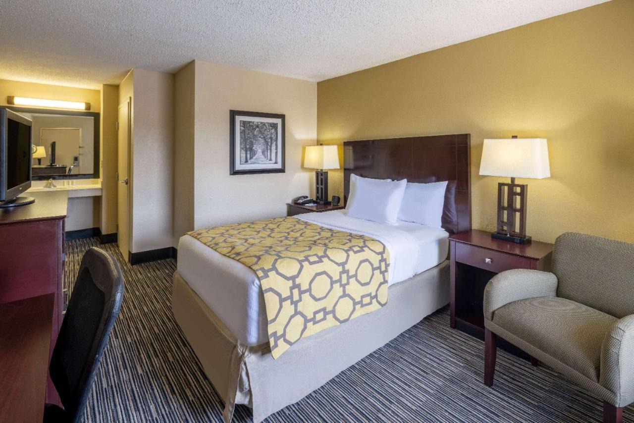 Baymont By Wyndham Columbus Ga Hotel Exterior photo